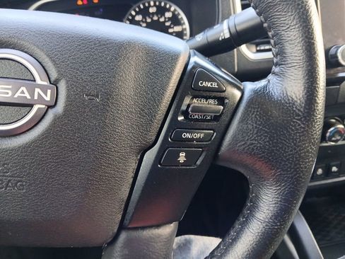 Used 2023 Nissan Frontier SV w/ SV Convenience Package image 13