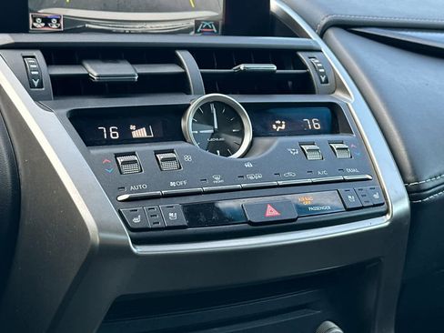 Used 2018 Lexus NX 300h AWD image 22