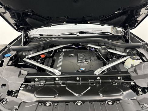 Used 2023 BMW X5 xDrive40i w/ Climate Comfort Package image 20