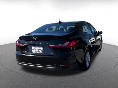 Used 2025 Toyota Camry LE image 15