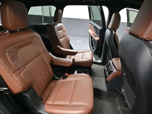 Used 2025 Lincoln Aviator Reserve w/ Jet Appearance Package image 52