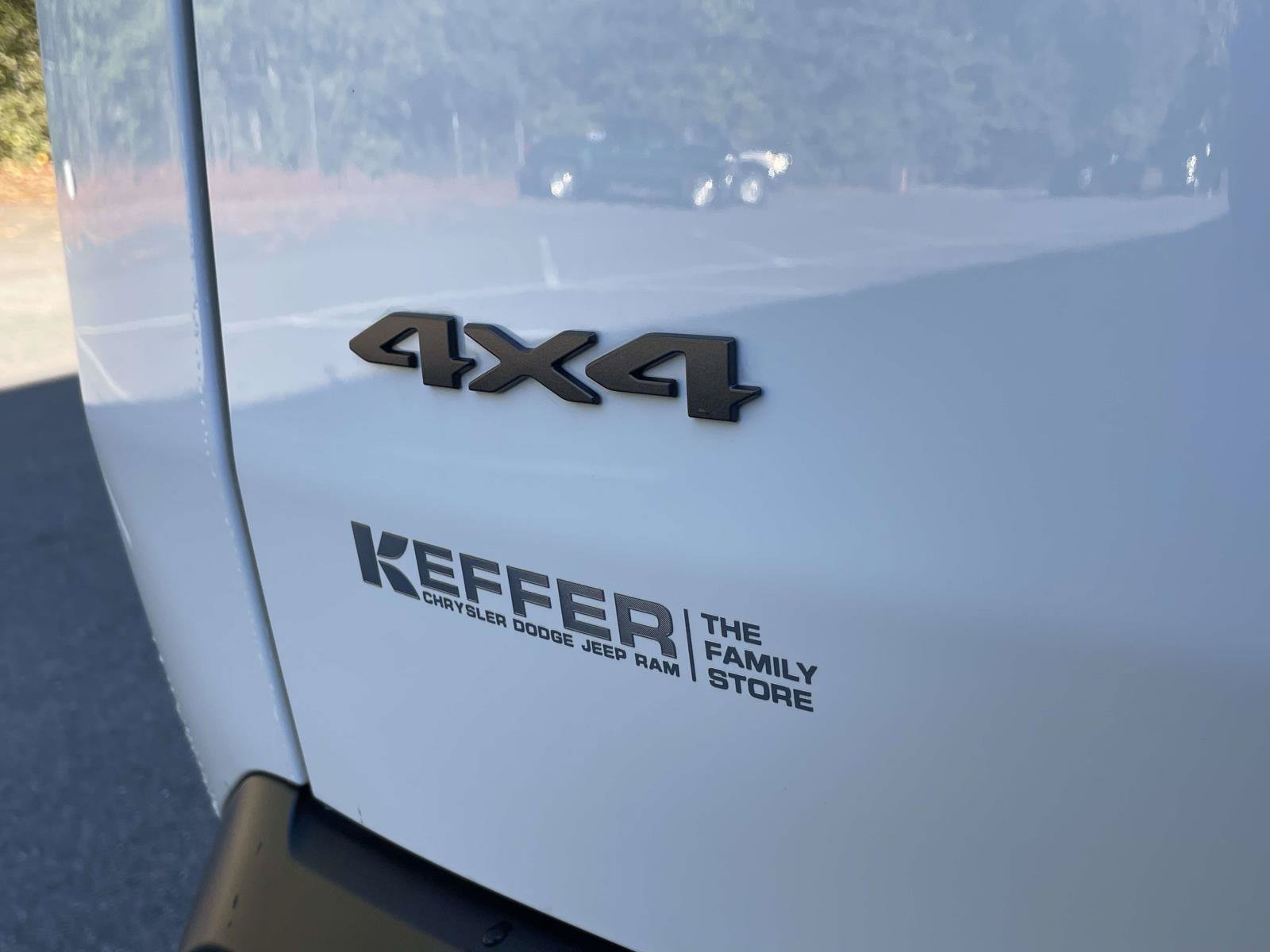 Used 2026 Jeep Cherokee AWD/4WD image 8
