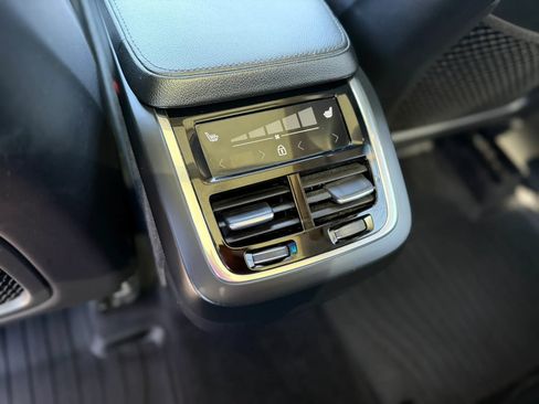 Used 2021 Volvo XC90 T5 Momentum w/ Protection Package Premier AWD/4WD image 23
