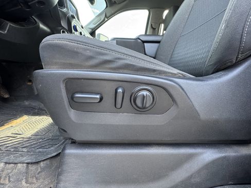 Used 2022 Chevrolet Silverado 3500 LT w/ Convenience Package image 10