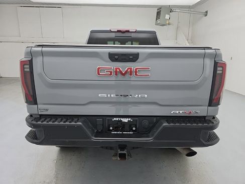 Used 2024 GMC Sierra 2500 AT4X w/ Snow Plow Prep/Camper Package image 11