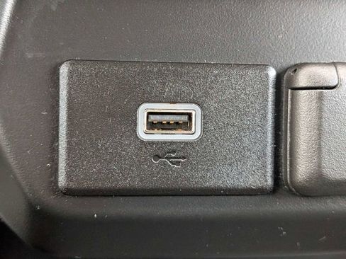 Used 2019 Chevrolet Silverado 1500 Custom Trail Boss image 21