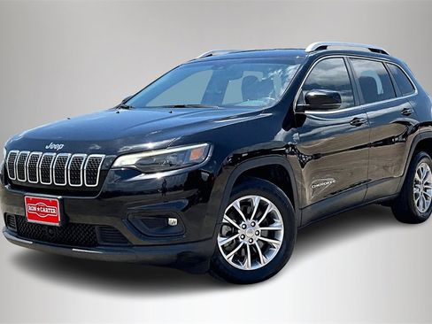 Used 2021 Jeep Cherokee Latitude Plus image 2