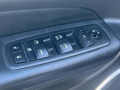 Used 2018 Jeep Grand Cherokee Summit image 43