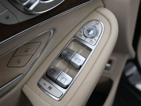 Used 2021 Mercedes-Benz GLC 300 4MATIC image 13