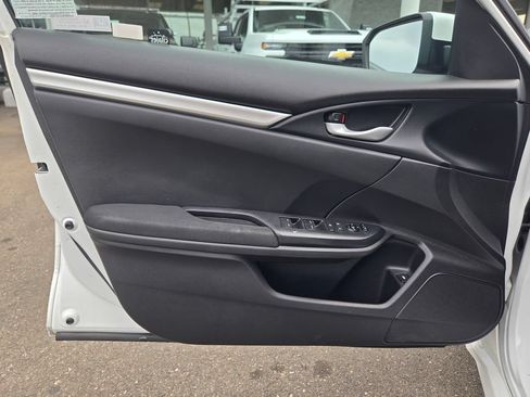 Used 2020 Honda Civic LX image 12