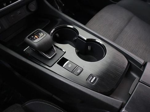 Used 2023 Nissan Rogue SV FWD image 48