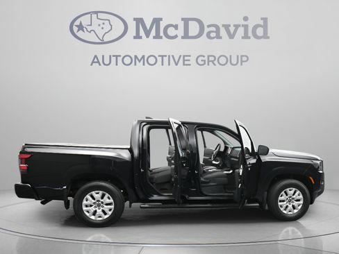 Used 2022 Nissan Frontier SV w/ Technology Package RWD image 40