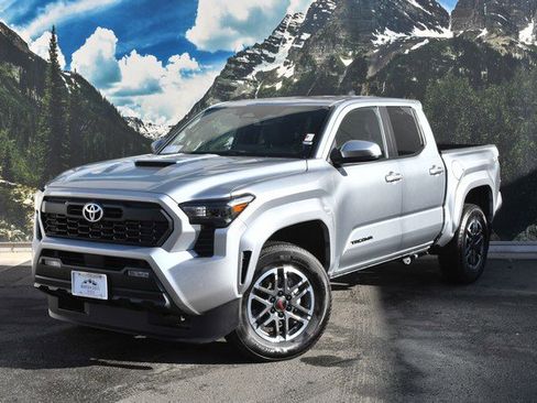 Used 2024 Toyota Tacoma TRD Sport image 6