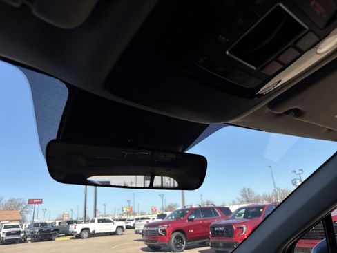 Used 2026 Kia Carnival SX image 45