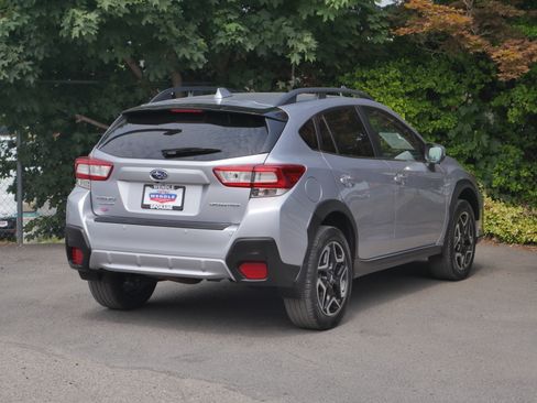 Used 2019 Subaru Crosstrek 2.0i Limited w/ Moonroof Package w/Navigation AWD/4WD image 25