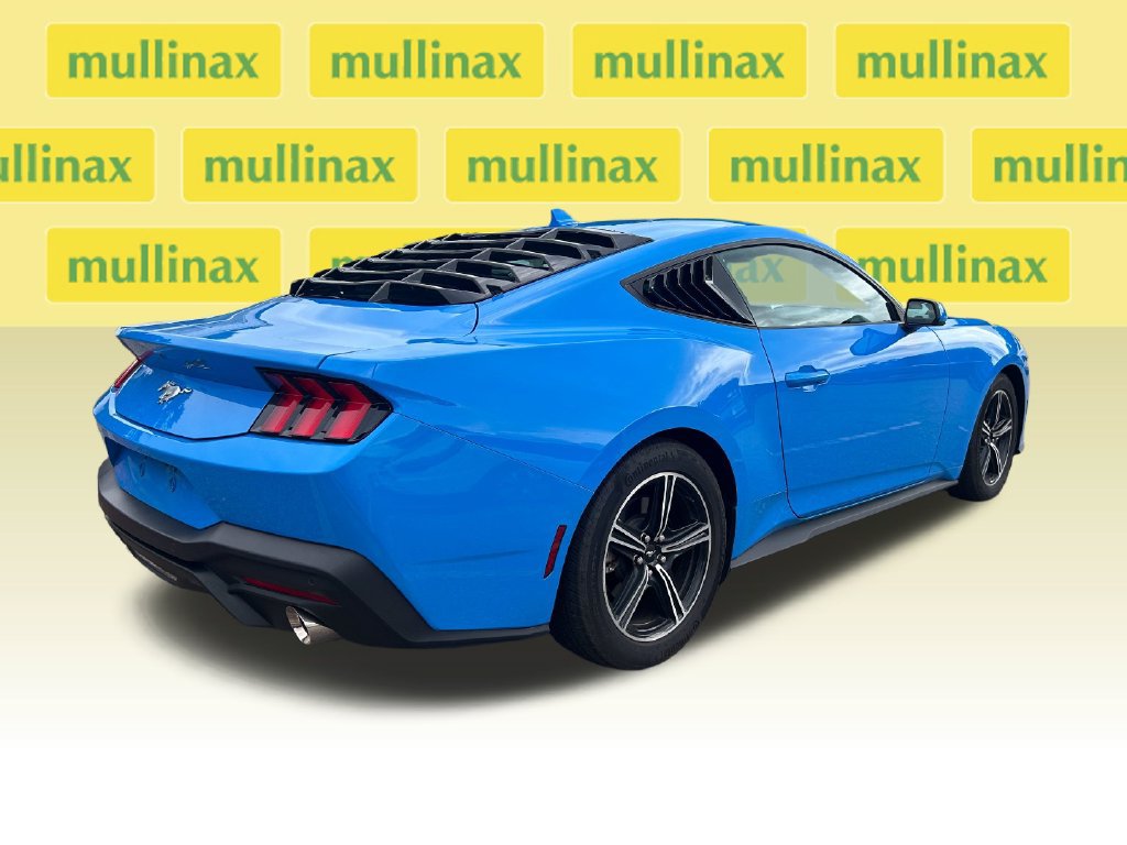 Used 2024 Ford Mustang Coupe RWD image 2