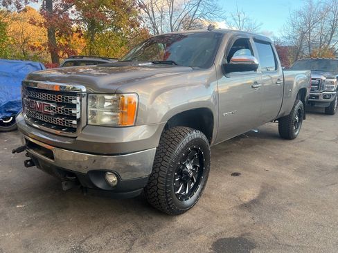 Used 2012 GMC Sierra 2500 SLT w/ SLT Convenience Package image 34