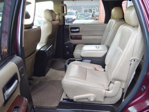 Used 2011 Toyota Sequoia Platinum image 53