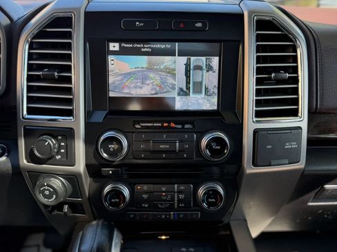Used 2016 Ford F150 Platinum w/ Equipment Group 701A Luxury AWD/4WD image 16