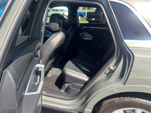 Used 2022 Audi Q3 2.0T Premium AWD/4WD image 37