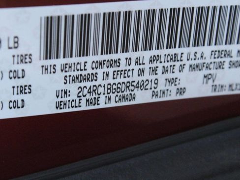 Used 2013 Chrysler Town & Country Touring w/ Trailer Tow Group image 8