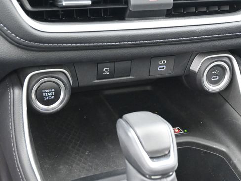 Used 2025 Toyota Grand Highlander AWD image 25