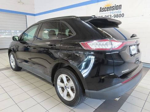 Used 2018 Ford Edge SE FWD image 9