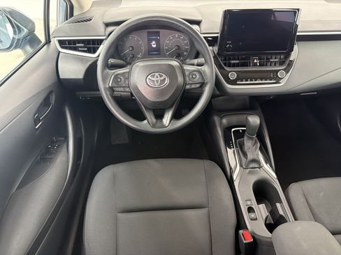 Used 2025 Toyota Corolla LE FWD image 16