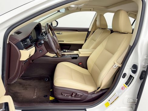 Used 2018 Lexus ES 350 w/ Premier Package FWD image 5