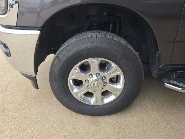 Used 2025 RAM 2500 Big Horn AWD/4WD image 4