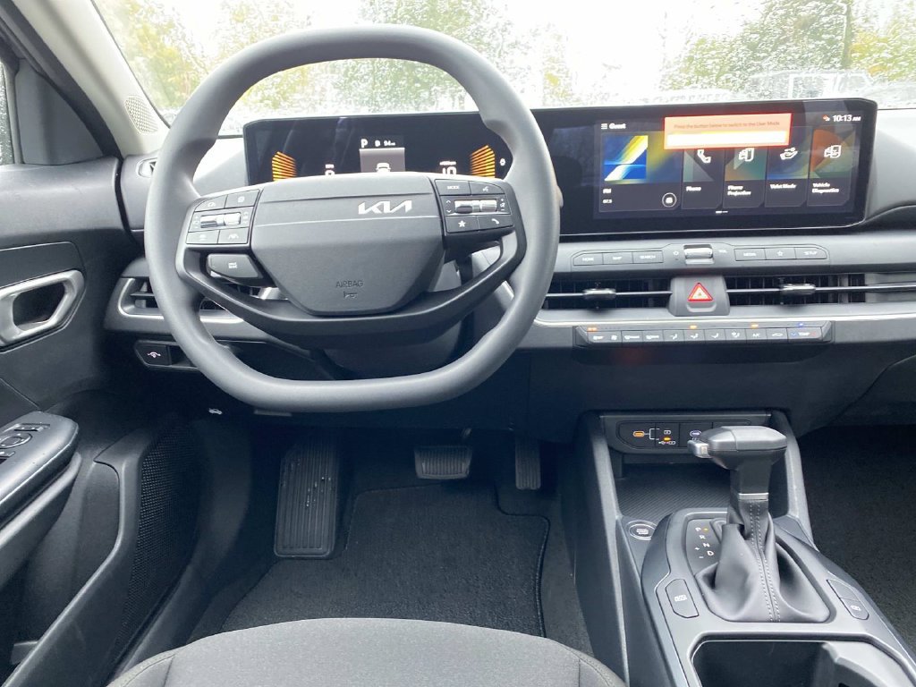New 2026 Kia K4 FWD image 7