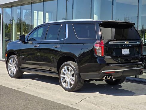 Used 2022 Chevrolet Tahoe High Country image 3