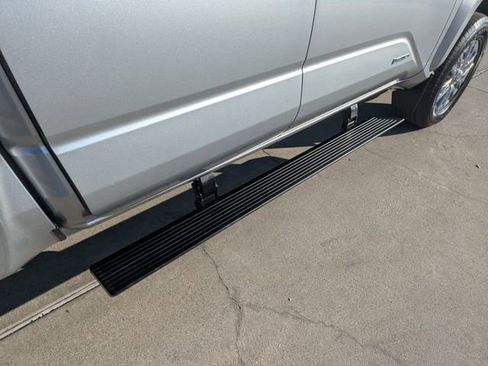 Used 2024 Toyota Tacoma Limited image 33