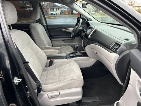 Used 2017 Honda Pilot EX image 27
