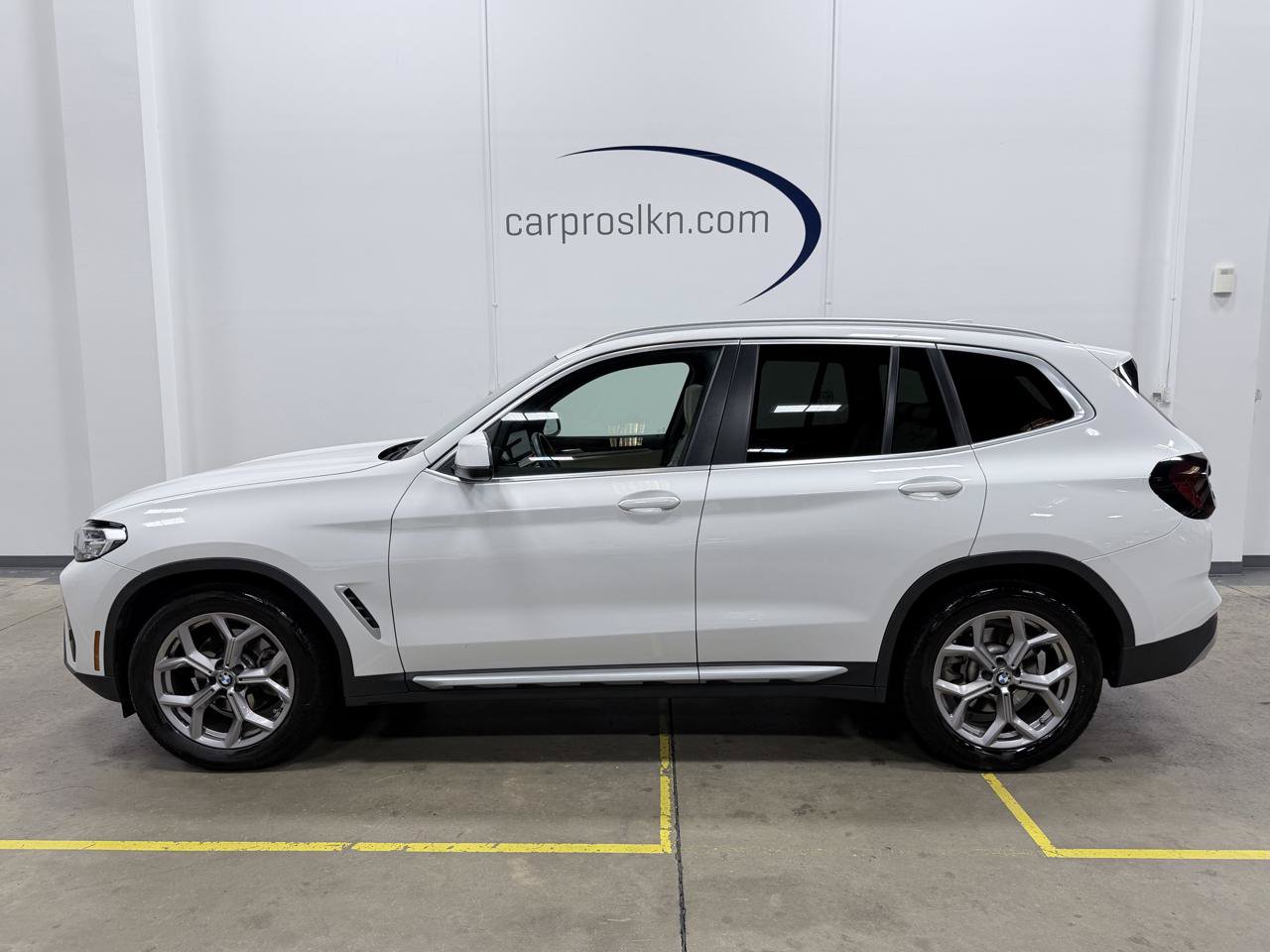 Used 2022 BMW X3 sDrive30i w/ Convenience Package RWD image 4