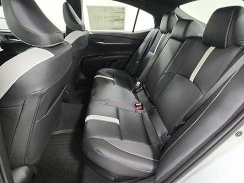 New 2026 Toyota Camry Hybrid AWD/4WD image 25