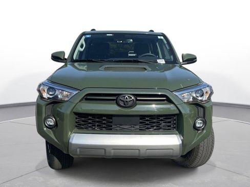 Used 2022 Toyota 4Runner TRD Off-Road Premium w/ Moonroof Package AWD/4WD image 2