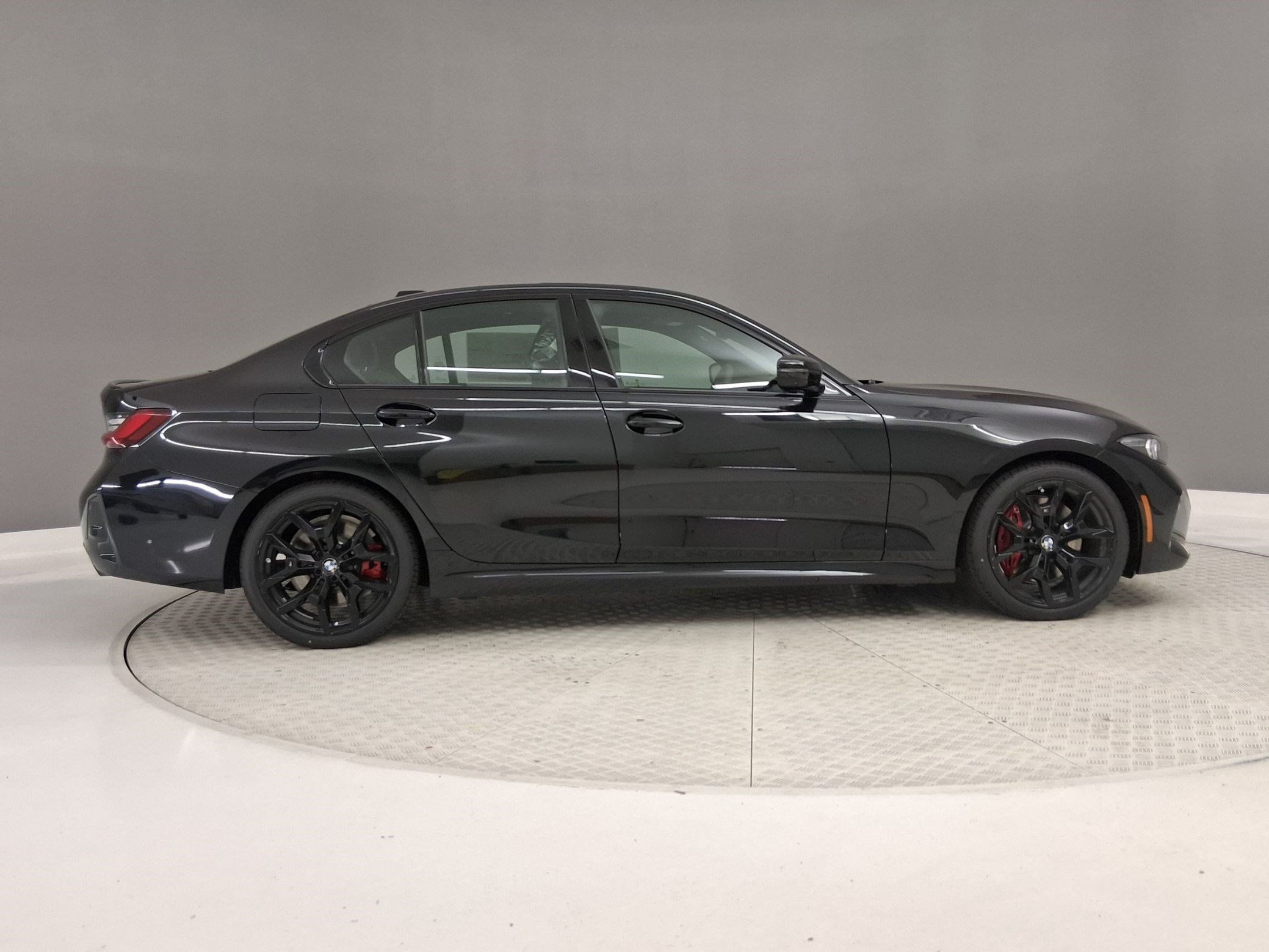 New 2026 BMW 330i Sedan w/ M Sport Package RWD image 6