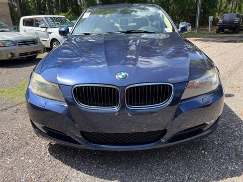Used 2011 BMW 328i xDrive Sedan AWD/4WD image 11