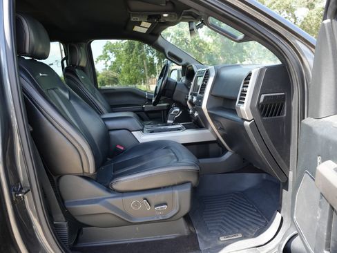 Used 2020 Ford F150 Platinum AWD/4WD image 23