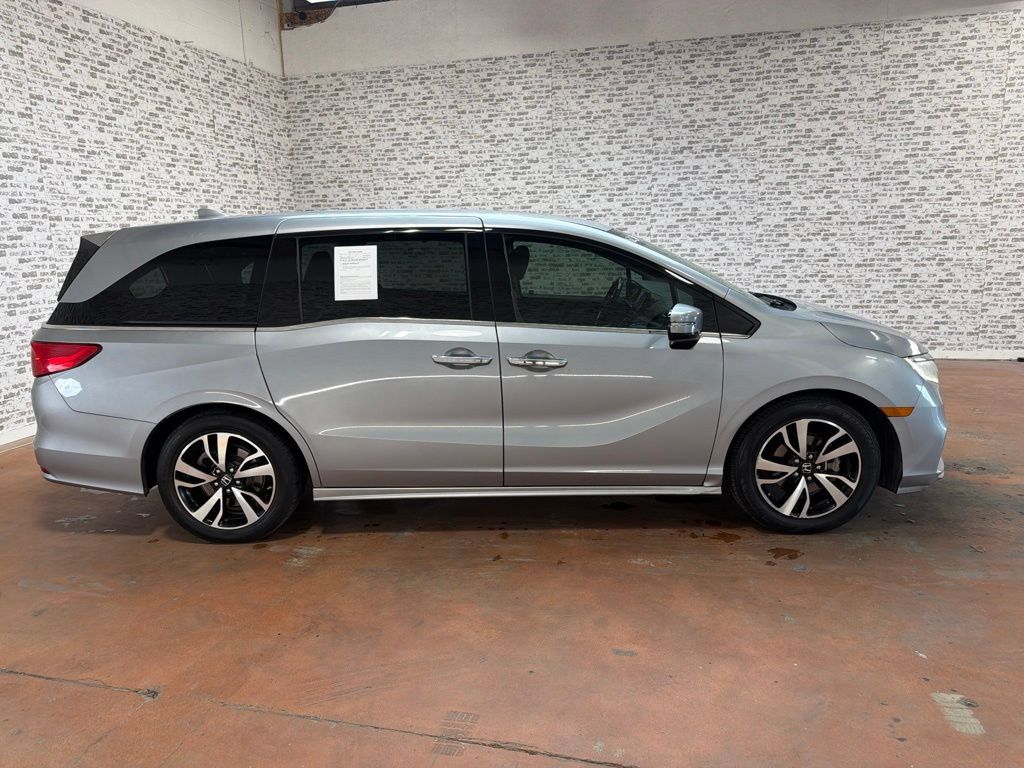 Used 2019 Honda Odyssey Elite image 8