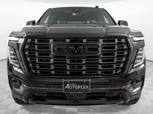 Used 2026 GMC Yukon Denali Ultimate AWD/4WD image 3