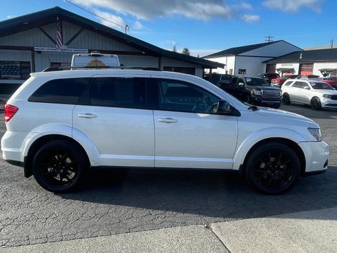 Used 2017 Dodge Journey GT w/ Driver Convenience Group image 6