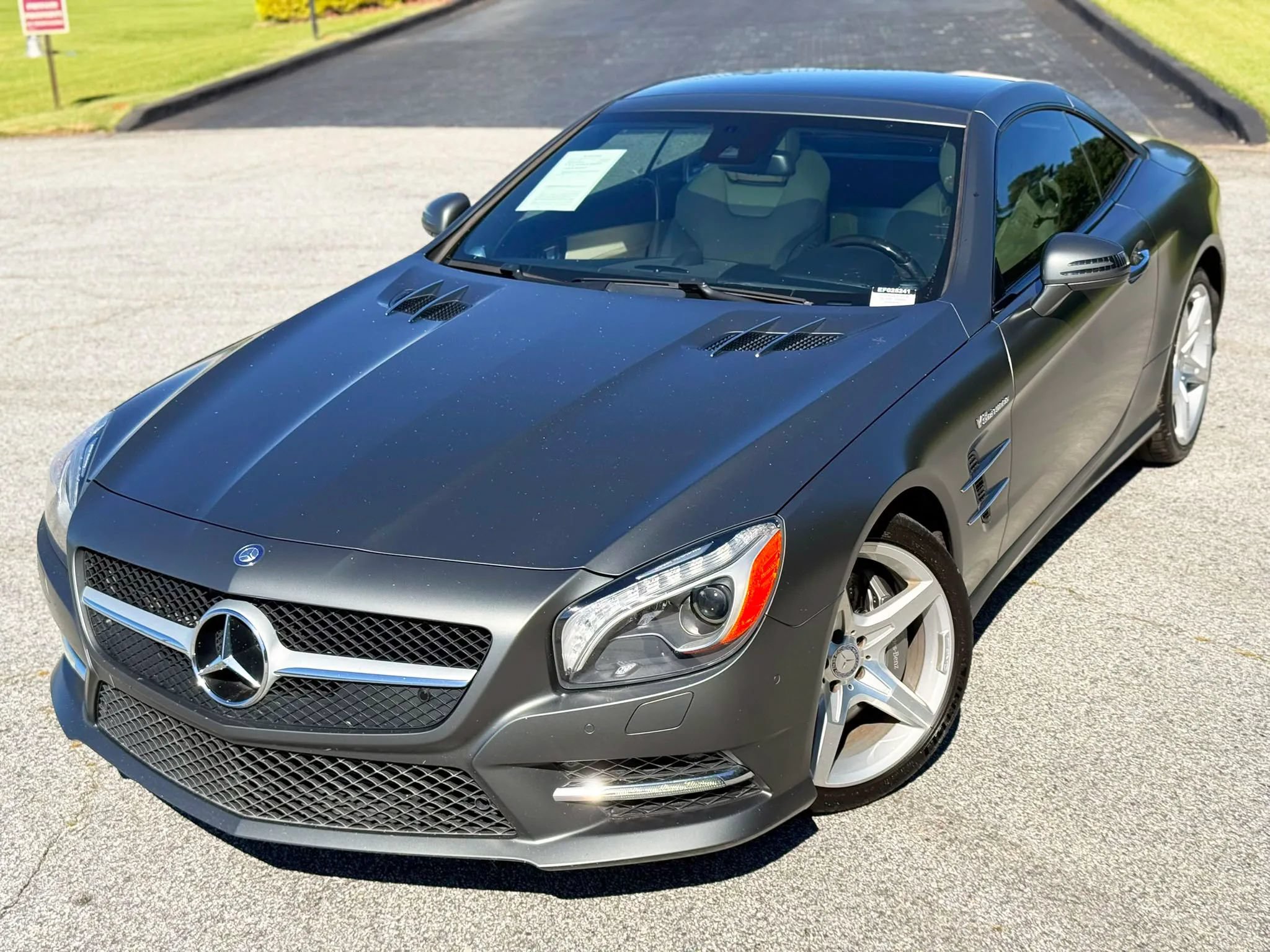 Used 2014 Mercedes-Benz SL 550 w/ Sport Wheel Package image 17