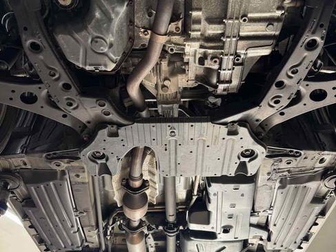 Used 2017 Toyota Sienna XLE Premium image 28