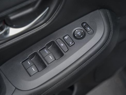 Used 2024 Honda HR-V LX image 34