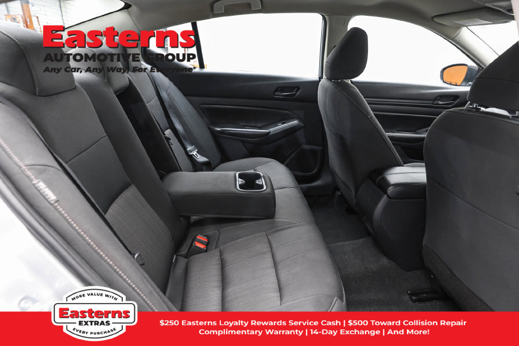 Used 2024 Nissan Altima 2.5 S FWD image 23