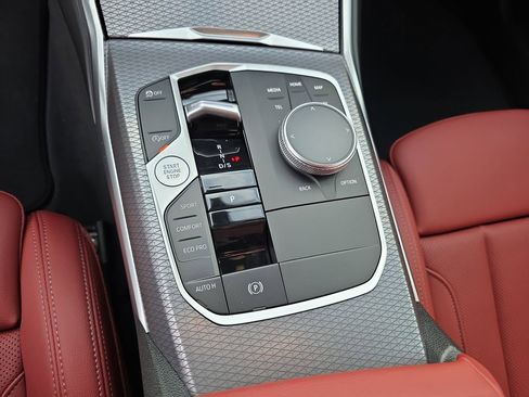 New 2026 BMW 330i xDrive Sedan w/ M Sport Package image 17