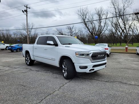 Used 2024 RAM 1500 Limited w/ Body Color Bumper Group image 8