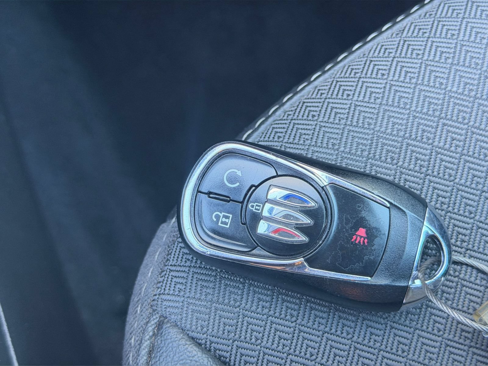 Used 2025 Buick Encore GX Preferred AWD/4WD image 22